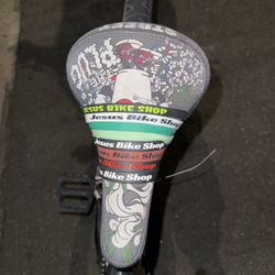 street the plug seat