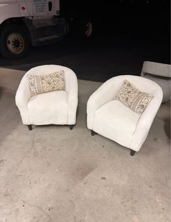 Cute white chairs