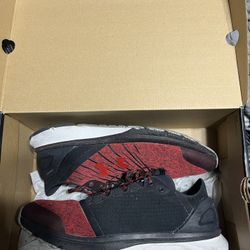 Shoes Under Amor 11.5‼️‼️‼️