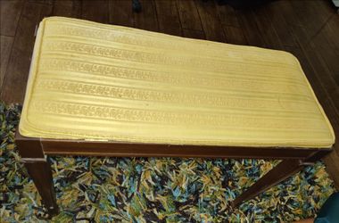 Vintage Kimball Storage Bench – Yellow Brocade Lift-Top Seat