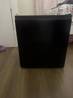 Hisense Black Tabletop Mini Fridge Single Door w/ Freezer, Manual Defrost