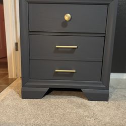 Large Elegant Single Nightstand  ✨