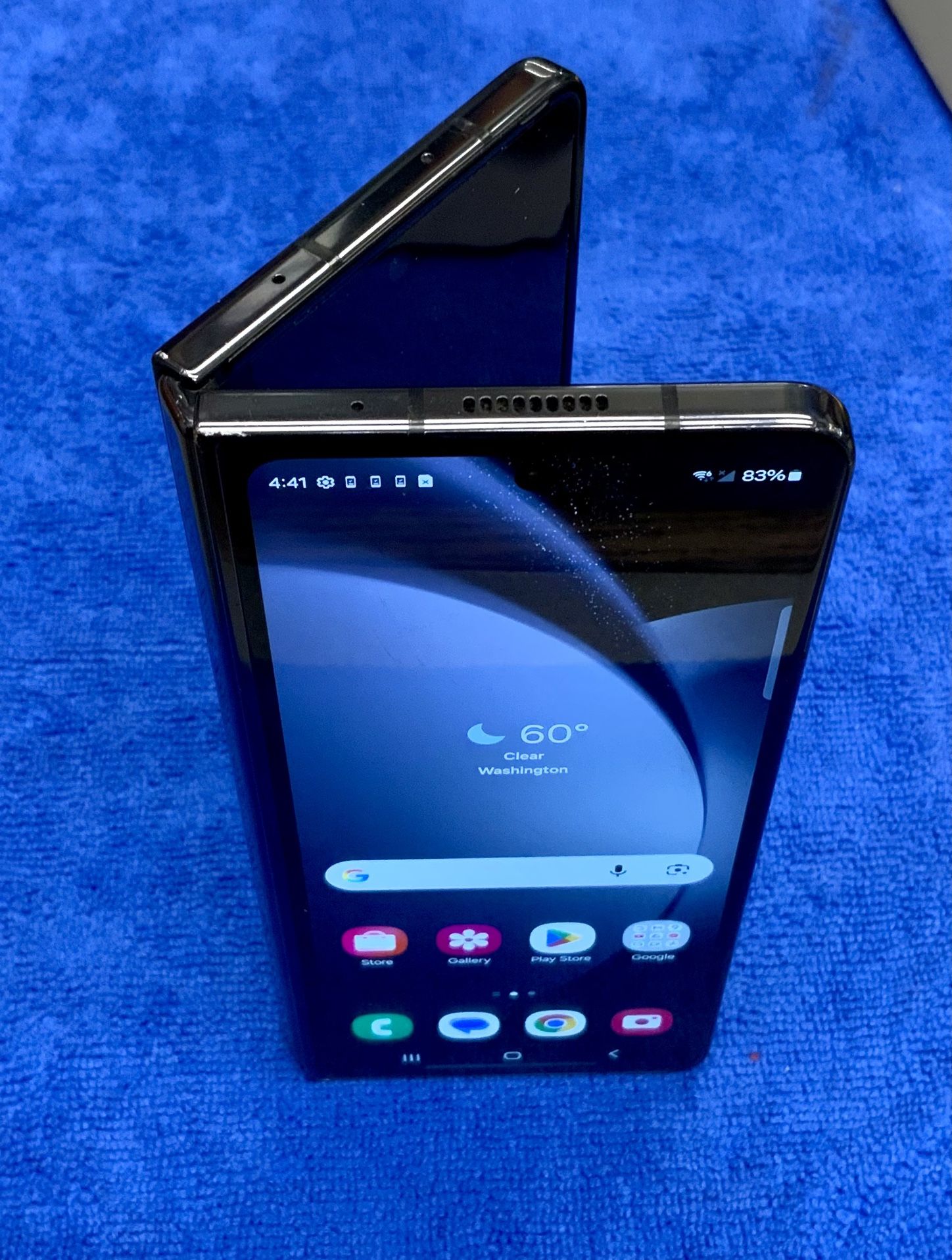 Samsung Galaxy Z fold 5 256 GB Memory Storage Smartphone Cellphone Verizon Network Carrier 5G USB Touchscreen Wifi Bluetooth