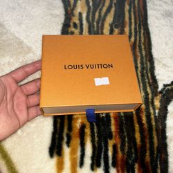 Louis Vuitton Vernis red zippy wallet