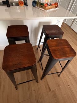 Set of 4 Industrial Metal Bar Stools with Wood Seats