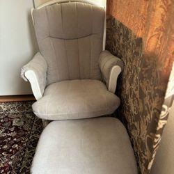 Comfy Glider Rocking Chair w/ Ottoman 