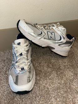 New Balance 530 Sneakers Men size 10 - Women size 11