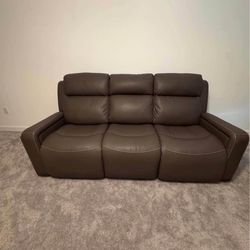 AMERICAN SIGNATURE 2 PIECE SET