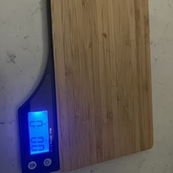 Food Scale, High Precision LCD Electric Cooking Scale for Hotels and Dining Rooms