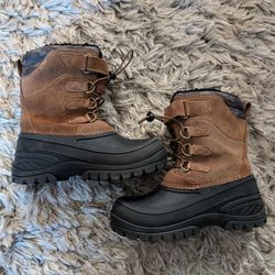  Snow Boots
