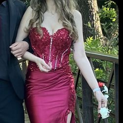 Red prom dress