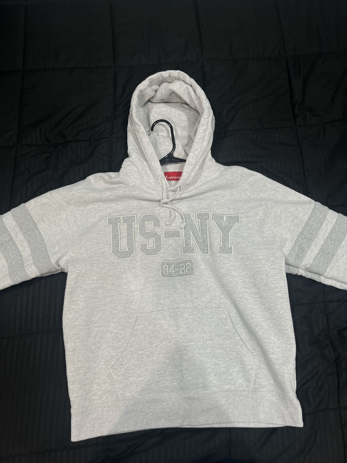 Supreme Hoodie Small Worn Once