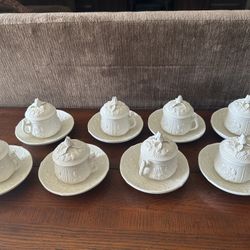 Vintage Pots de creme set of 8 perfect condition 