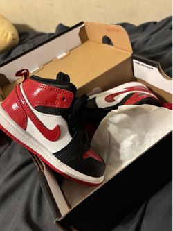 Jordan 1 mid SE toddler 7c