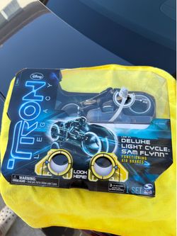 Spin Master Tron: Legacy Deluxe Light Cycle with Sam Flynn