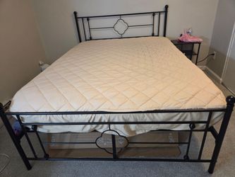 Cama Queen