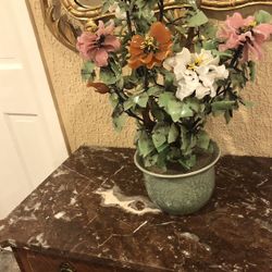 Beautiful Large Vintage  Colorful Glass Flowers,  Height 20” Tall .widest Part 14”    Pot size  height 5.50” and the vase width  about 7”  If you see 