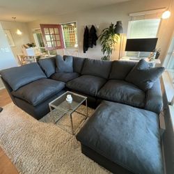 Modular Like New Cloud Sectional With Ottoman 