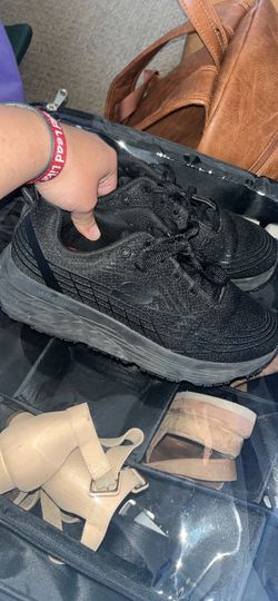 Work shoes