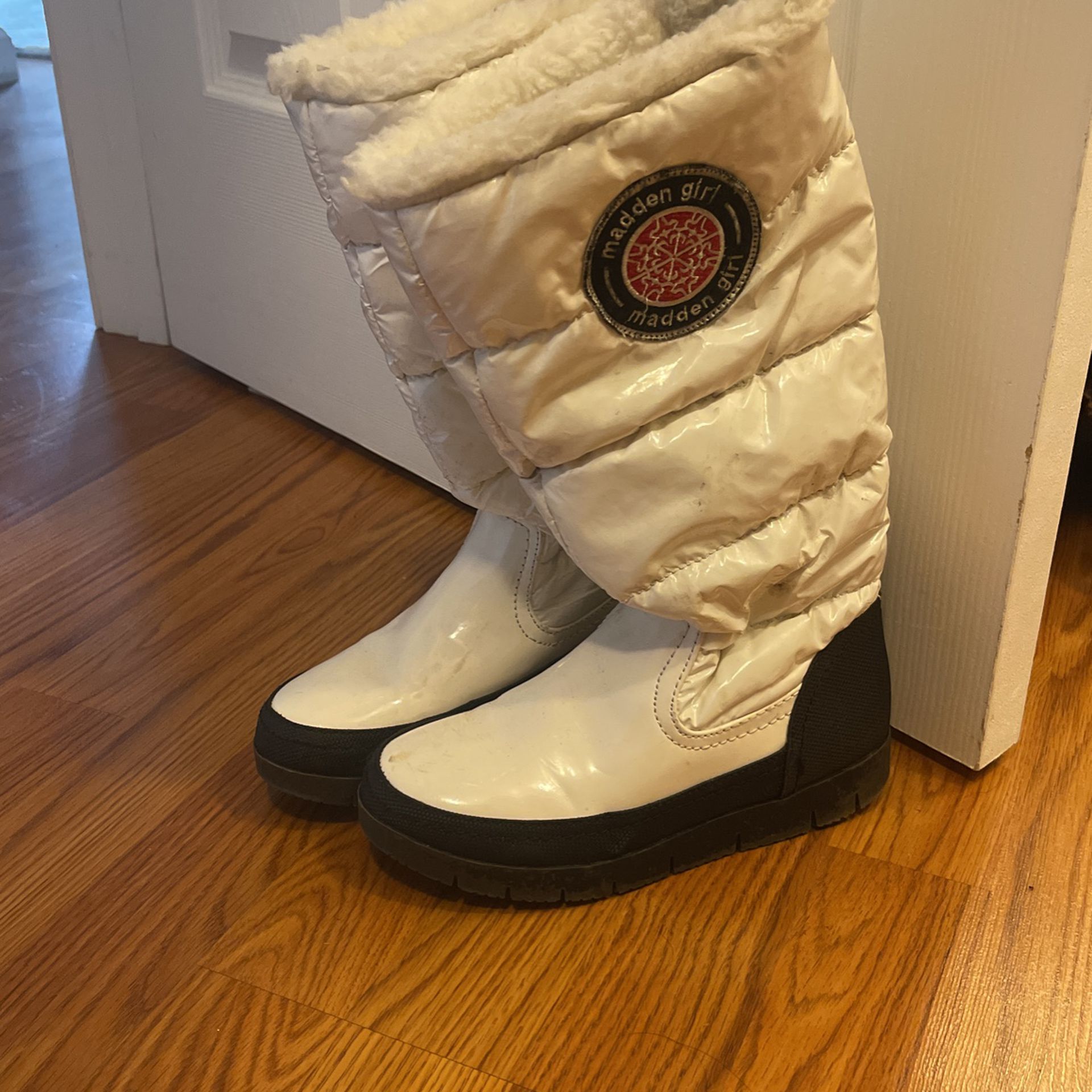 Madden Girl Snow Boots 
