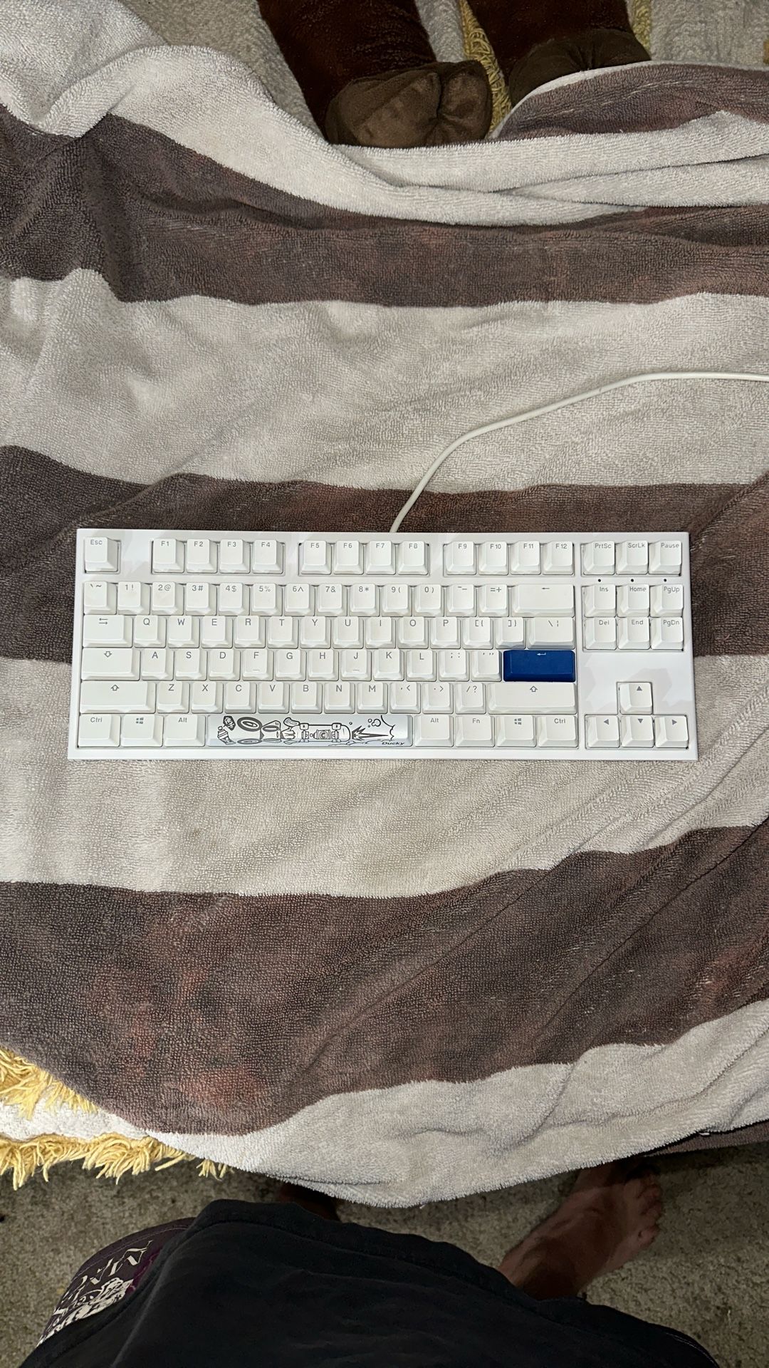 Ducky One2 75% Keyboard Cherry MX Red