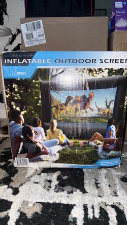 Inflatable outdoor screen