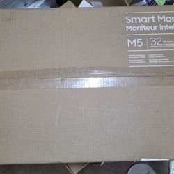 NEW SAMSUNG 32" SMART M0NITOR