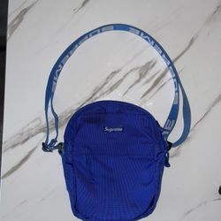 Supreme Shoulder Bag (2019) 