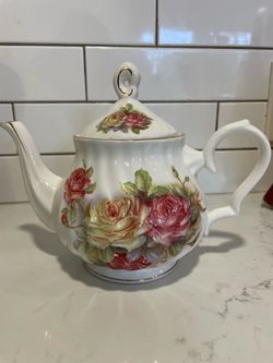Floral tea pot