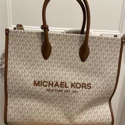 MICHAEL KORS TOTE BAG