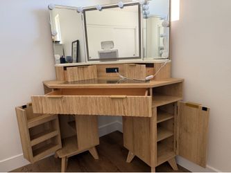 Vanity desk with mirror and lights