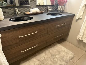 Floating Vanity 60”