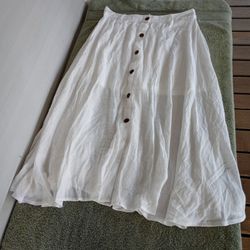 Truly 4 you maxi skirt white/cream color sz L