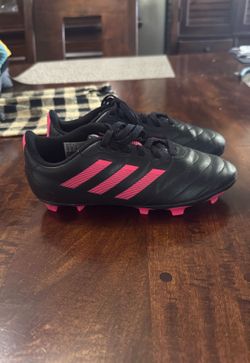 Girls size 2 Adidas cleats