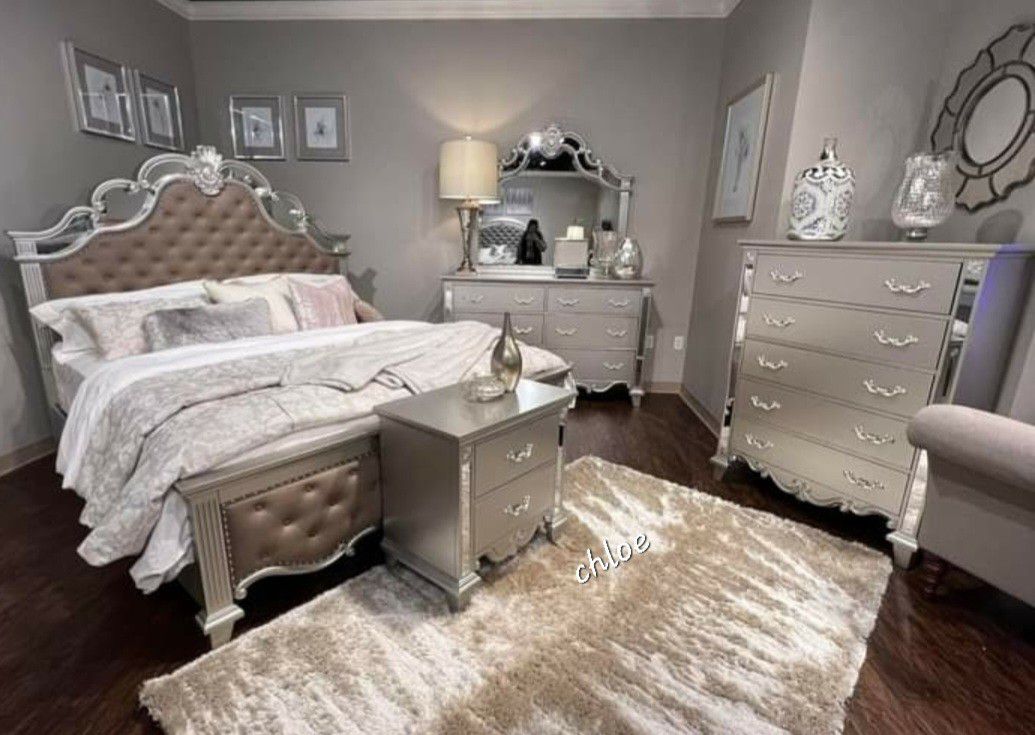 
◇ASK DISCOUNT COUPOn👌 queen King full twin bed dresser mirror nightstand bunk mattress/3pcs《 
Evr Champagne Mirrored Upholstered Panel Bedroom Set 