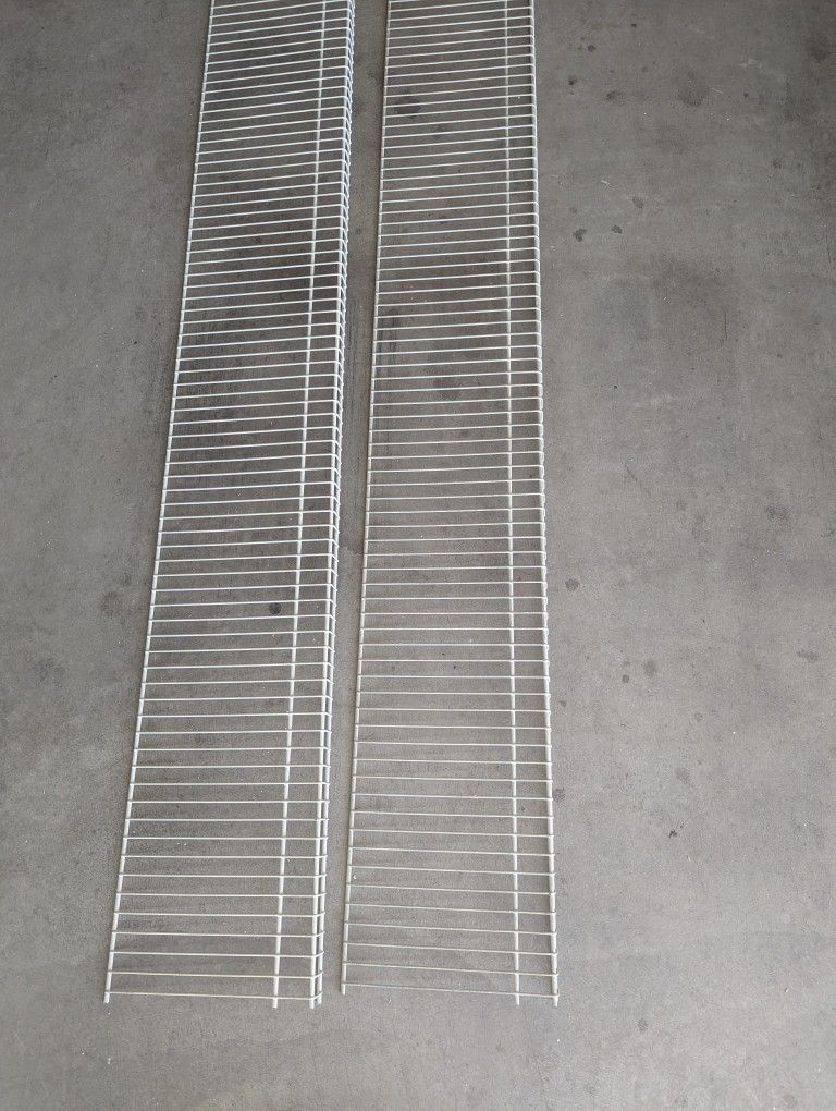 Closet maid Wire Shelving