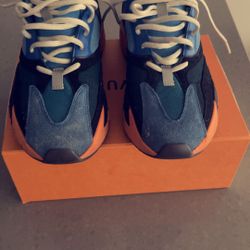 Yeezy 700 