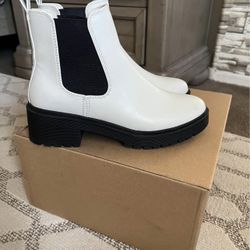 Women’s Boots 