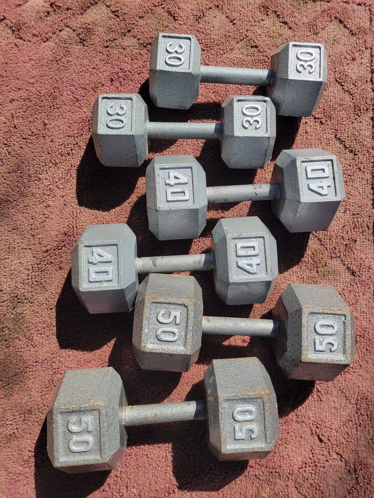 SET OF 50s  40s. 30s HEXHEAD DUMBBELLS  TOTAL 240LBs. 
I WILL SEPARATE 
7111  S. WESTERN WALGREENS 
$240   CASH ONLY.  AS IS
