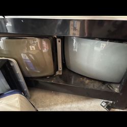2 Non Working Arcade Monitors (19”)