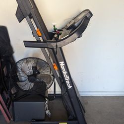 Nordic track Treadmill 