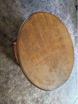 Corner table