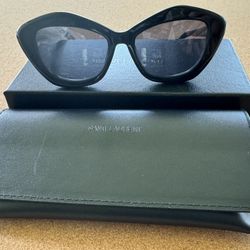 SL 68 Black Butterfly Sunglasses(Black)