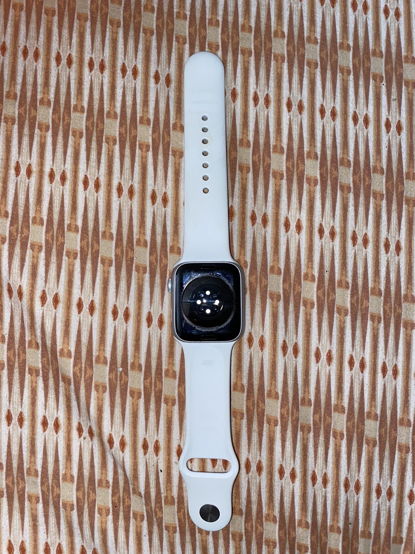 APPLE WATCH 6 Series. CELLULAR + GPS Electronics & Media