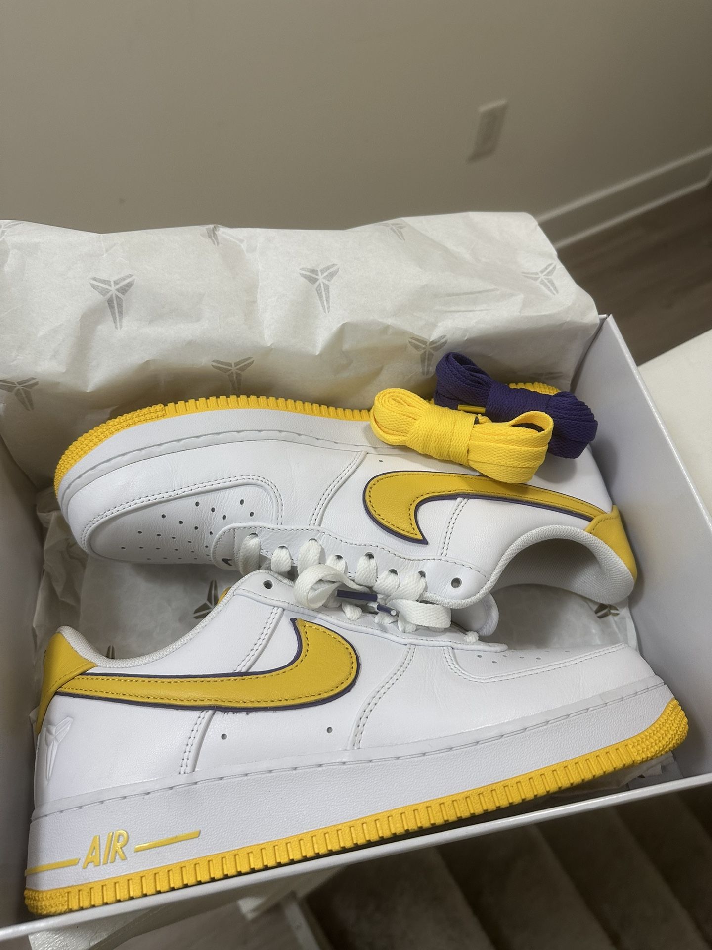Kobe Air Force 1