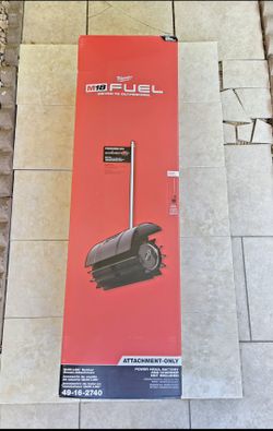 Milwaukee QUIK-LOK Rubber Broom Attachment