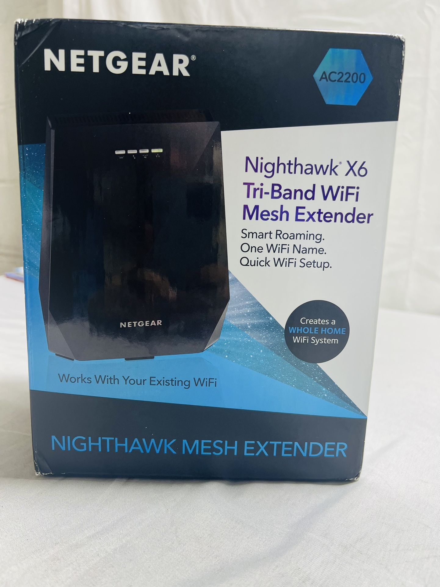 Netgear Nighthawk X6 AC2200 EX7700 Tri-Band Wireless WiFi Range Extender