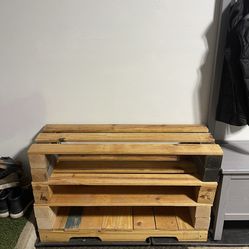Handmade Pallet Shoe Rack