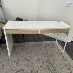 Table and Nightstand 