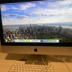 Apple - 21.5" iMac® with Retina 4K display - Intel Core i3 (3.6GHz) - 8GB Memory - 256GB SSD - Silver 